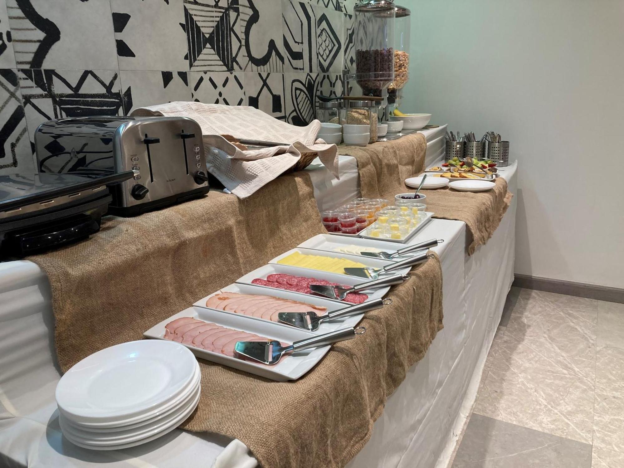 Hotel Gavina Express אריקה מראה חיצוני תמונה